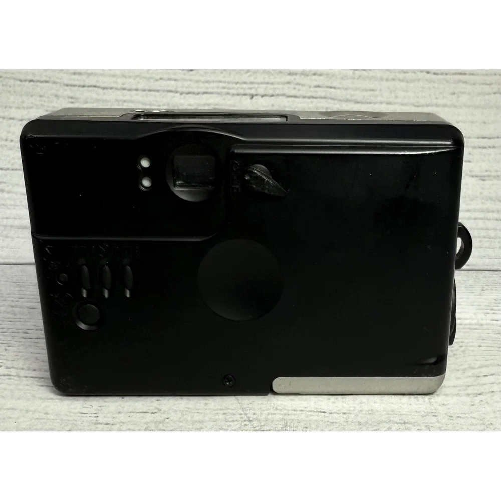 CANON ELPH LT 260 DIGITAL‎ POINT & SHOOT CAMERA SILVER